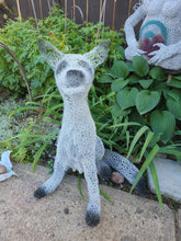 Chicken Wire "Fox Red or White" -Garden Art Sculpture