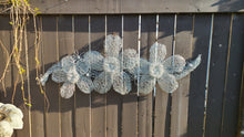 Summer Breeze- 2D Chicken Wire Sculpture