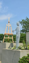 Chicken Wire Garden Sculptures -Gardeners