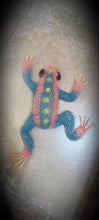 Chicken Wire Frog -Garden Art Sculpture