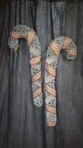 Chicken Wire Candy Canes Yard Decorations
