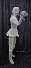 "Hamlet" Chicken Wire Garden Sculpture