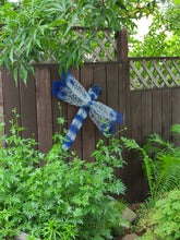 Chicken Wire Dragonfly, Garden Art Sculpture