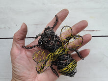 Messy Wrap/Rusty Critter Honey Bee
